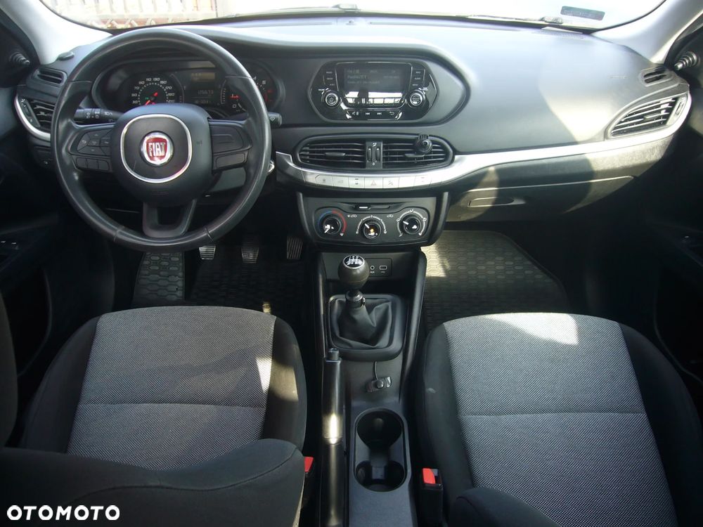 Fiat Tipo 1.4 16V - 15
