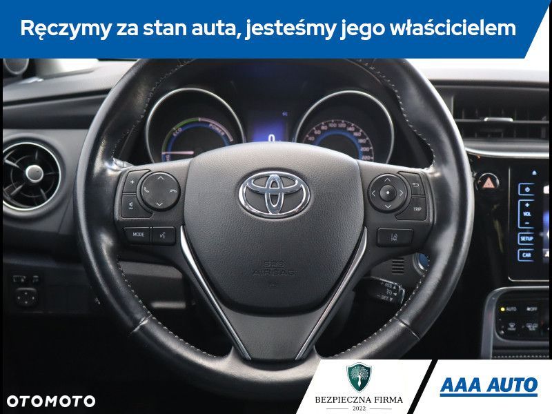 Toyota Auris - 16