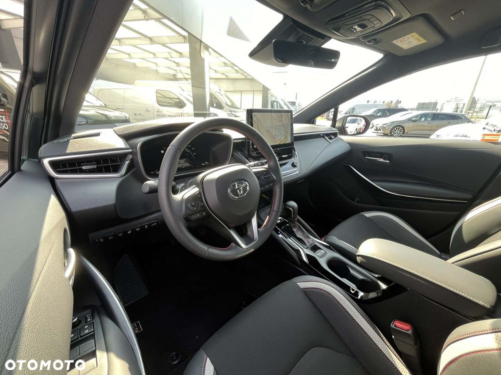 Toyota Corolla 2.0 Hybrid GR Sport - 11