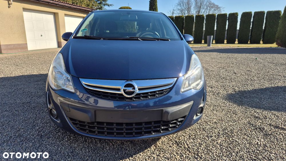 Opel Corsa 1.4 16V Satellite - 11
