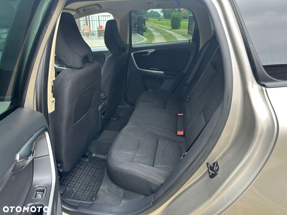 Volvo XC 60 - 16