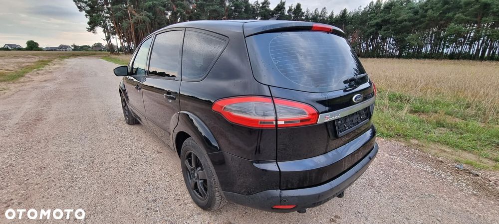 Ford S-Max 2.0 TDCi DPF Champions Edition - 27