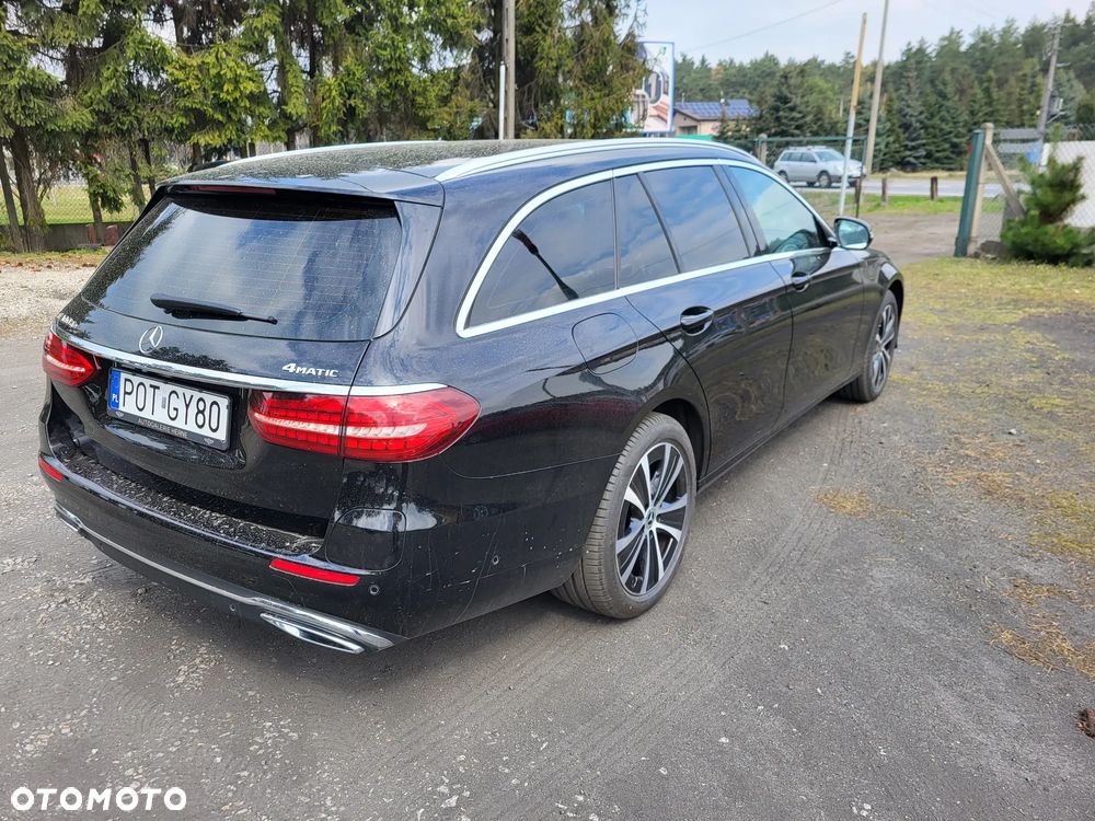 Mercedes-Benz Klasa E 300 de 4Matic 9G-TRONIC Exclusive - 5