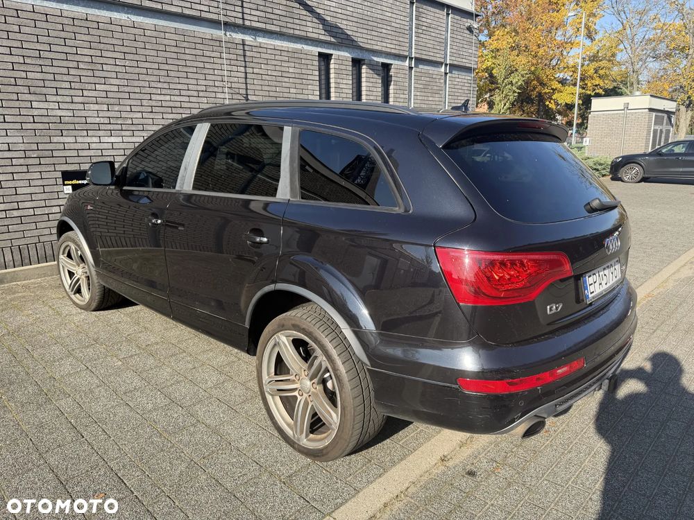 Audi Q7 3.0 TFSI Quattro Tiptr - 2