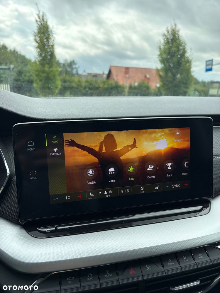 Skoda Octavia 2.0 TDI Style DSG - 30