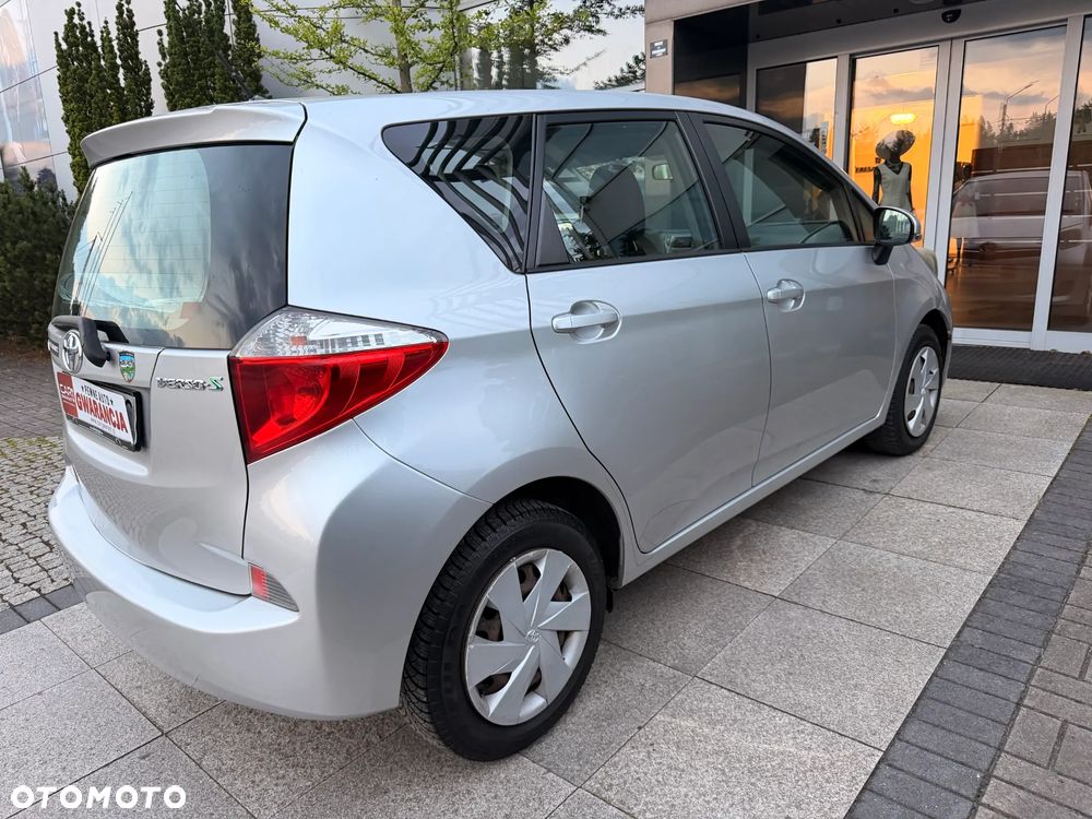 Toyota Verso S 1.33 VVT-i Comfort - 16
