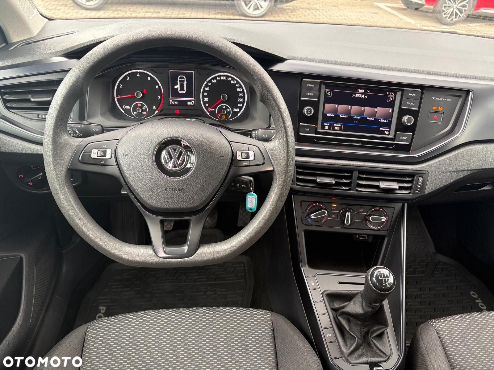 Volkswagen Polo - 11