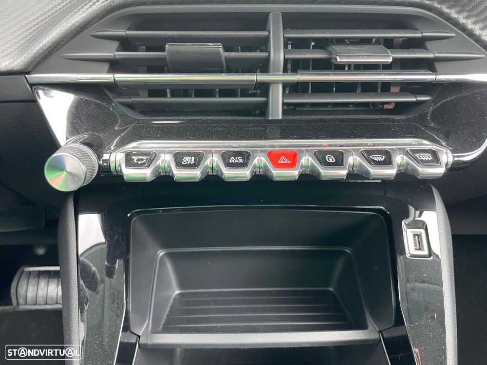 Peugeot 208 1.2 PureTech Allure Pack EAT8 - 21