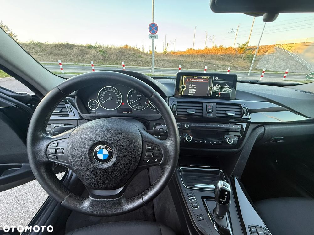 BMW Seria 3 320d - 11