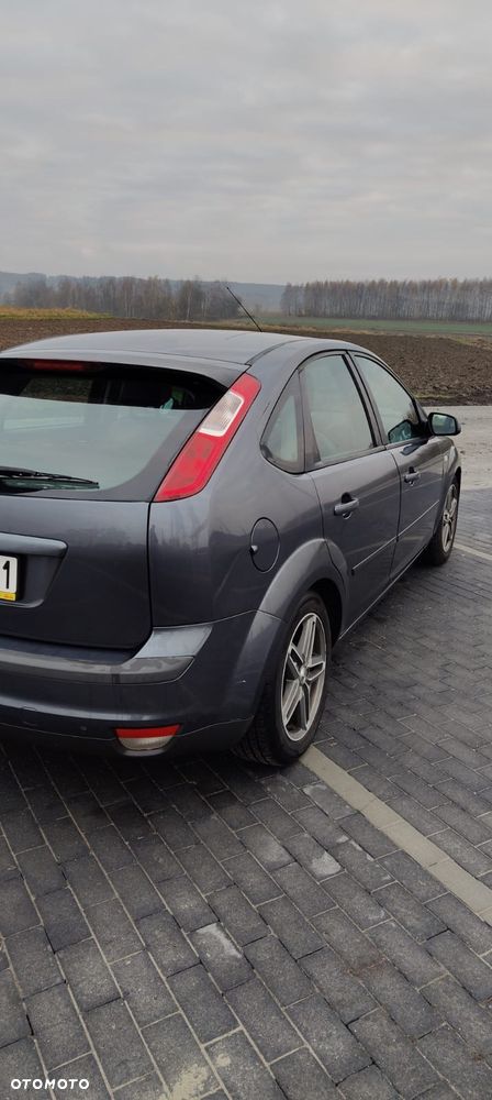 Ford Focus 1.6 Titanium - 6