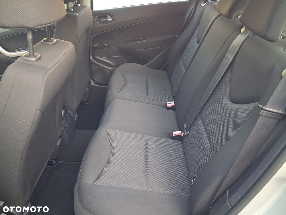 Peugeot 308 1.6 HDi Premium - 26