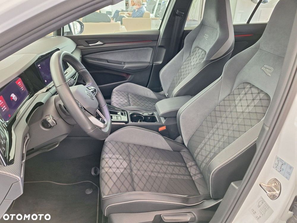 Volkswagen Golf 1.5 eTSI EVO R-Line DSG - 9