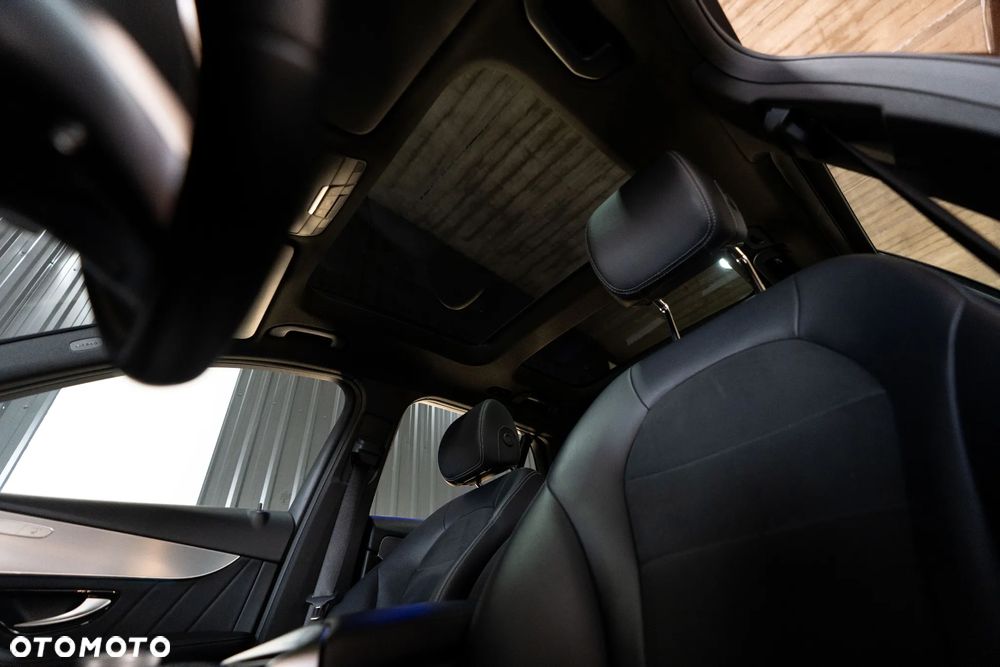 Mercedes-Benz GLC 300 4-Matic - 16