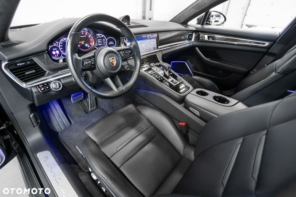 Porsche Panamera Turbo S - 20