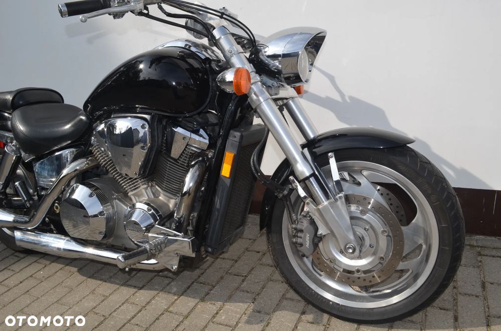 Honda VTX - 16