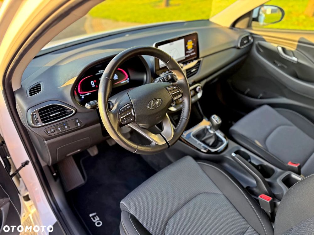Hyundai i30 - 16
