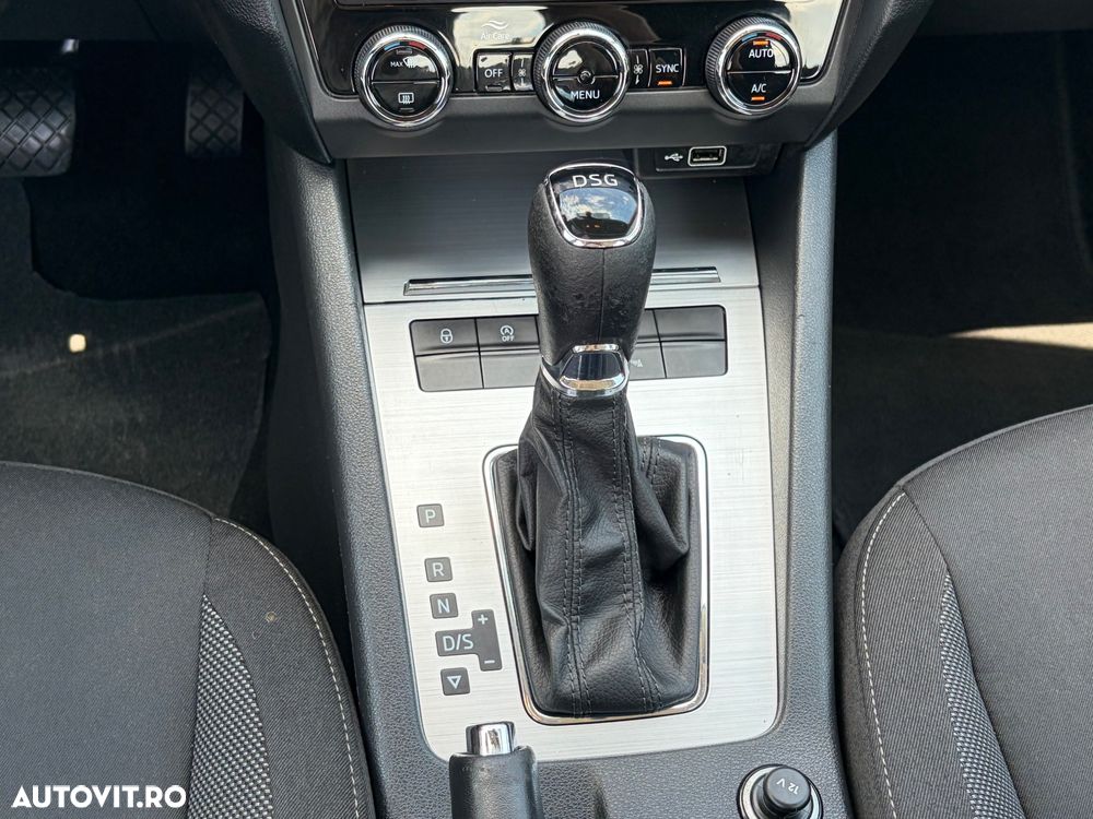 Skoda Octavia 1.6 TDI DSG Ambition - 23
