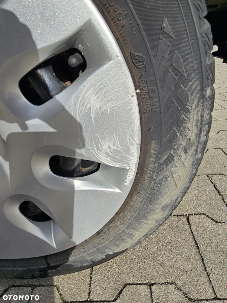 Renault Twingo 1.2 16V Wind - 13