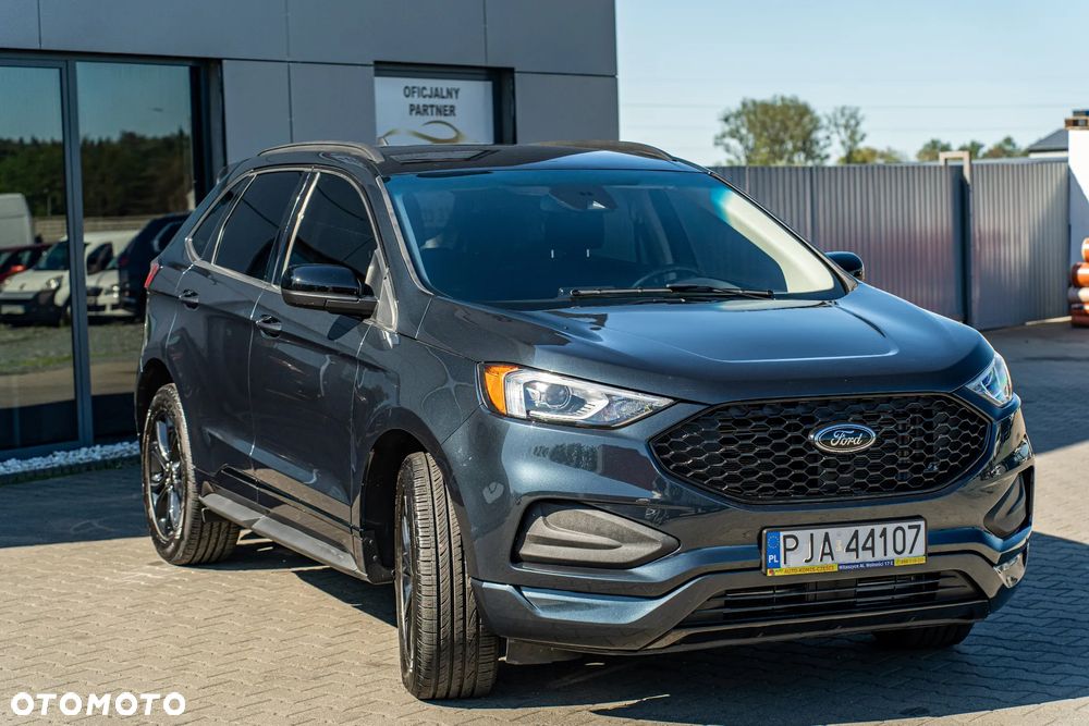 Ford Edge 2.0 EcoBlue Twin-Turbo 4WD Titanium - 4