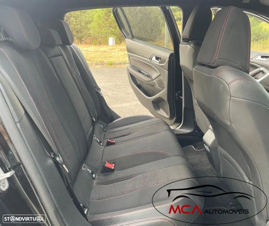 Peugeot 308 1.5 BlueHDi GT Line - 29