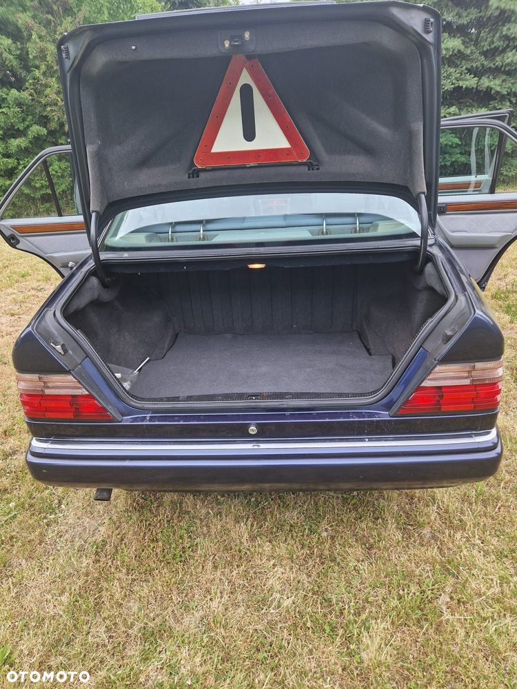 Mercedes-Benz Klasa E 220 - 8