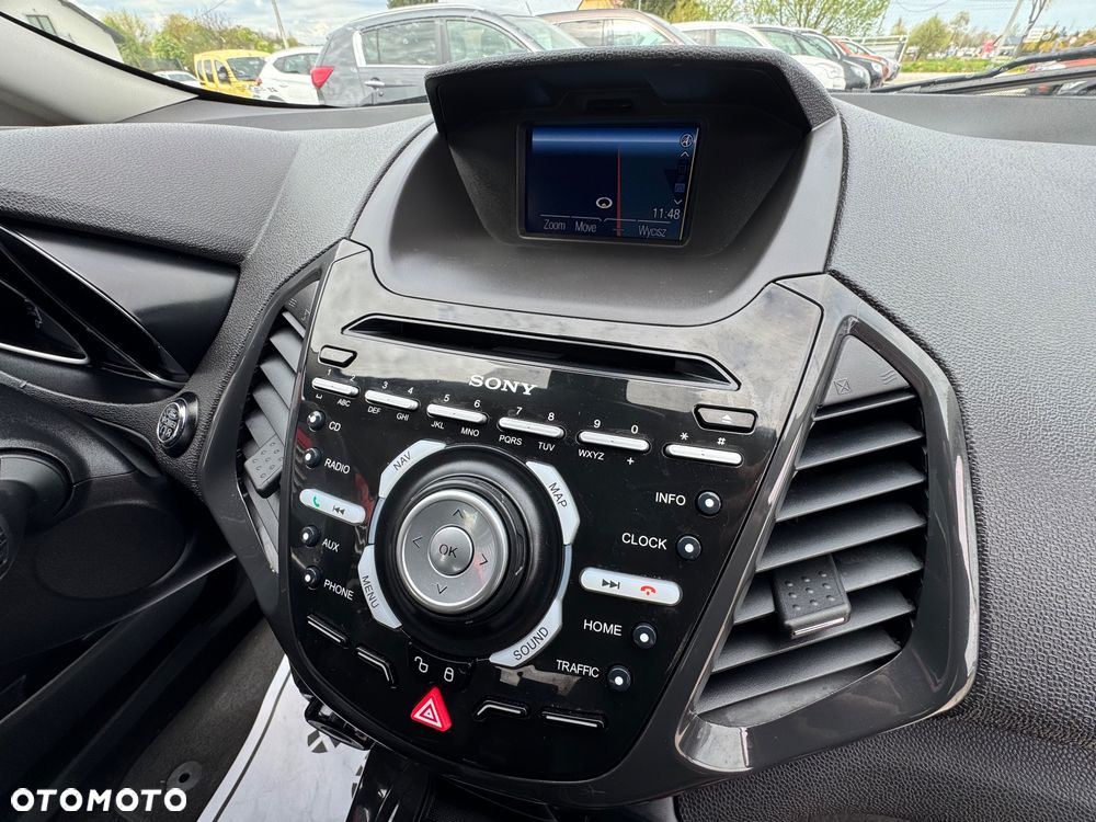 Ford EcoSport 1.0 EcoBoost TITANIUM - 17