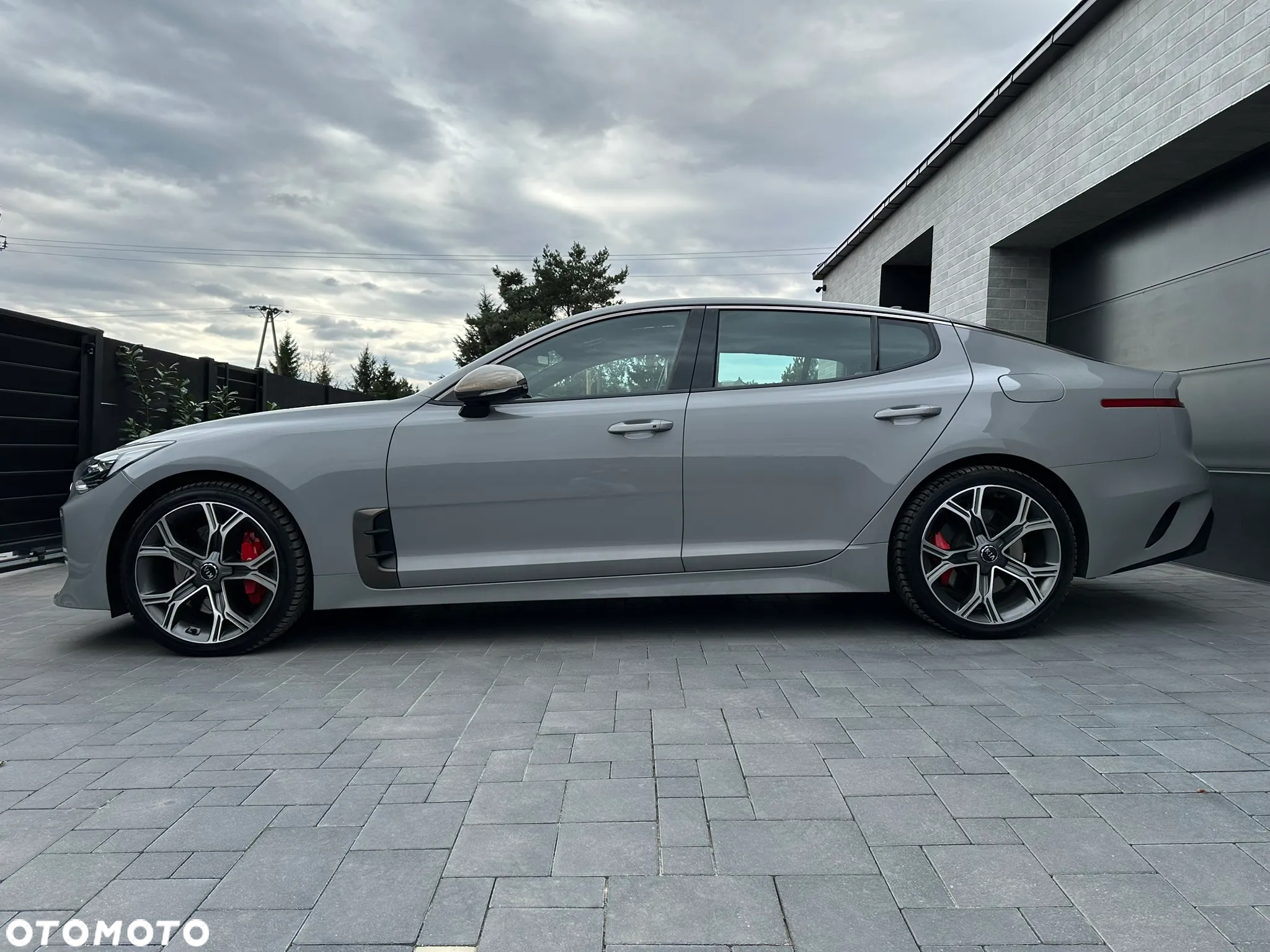 Kia Stinger 3.3 T-GDI V6 GT AWD - 3