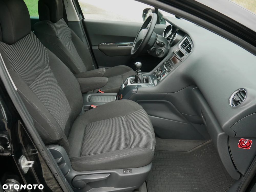 Peugeot 5008 1.6 HDi Premium - 18
