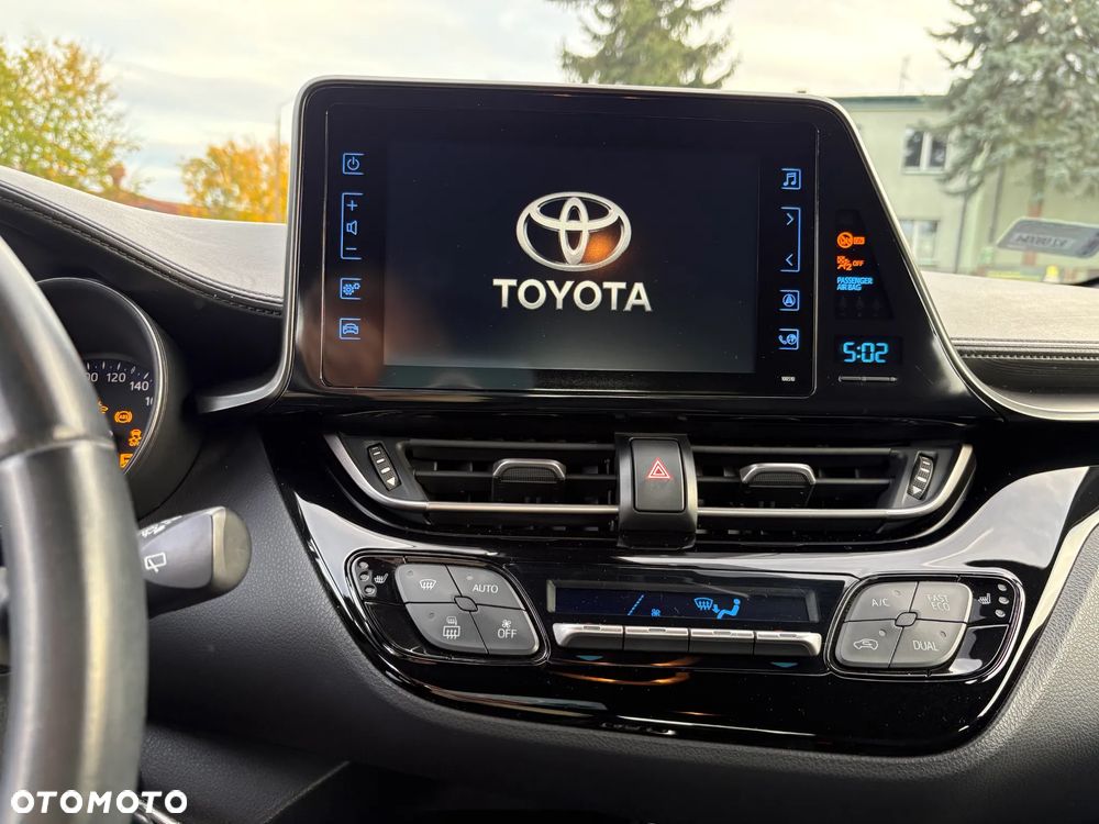 Toyota C-HR - 10