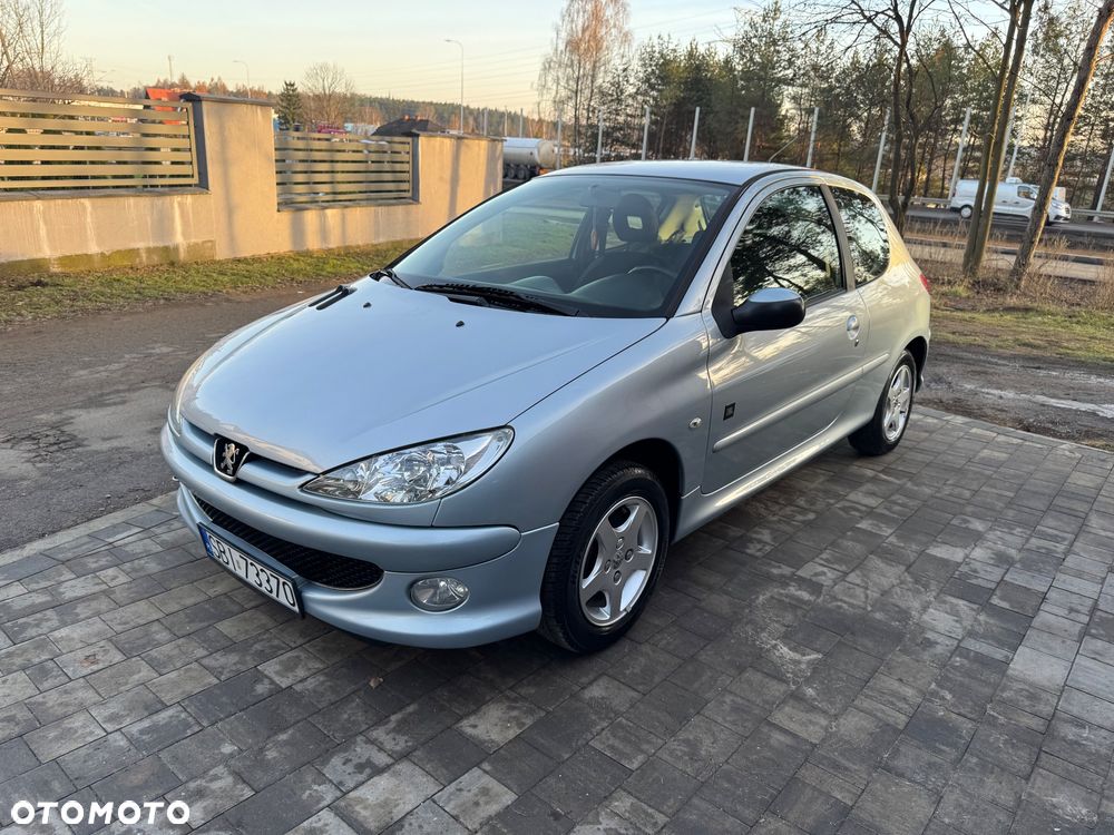 Peugeot 206 - 3