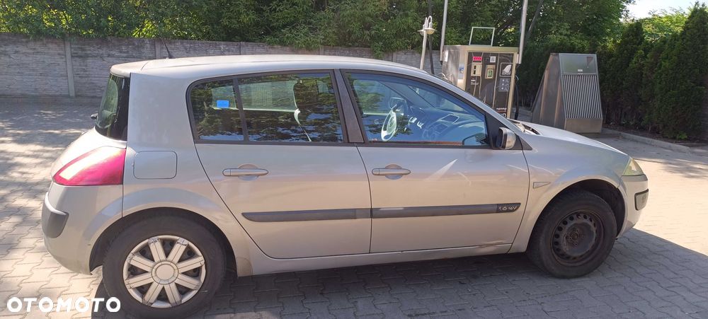 Renault Megane - 5