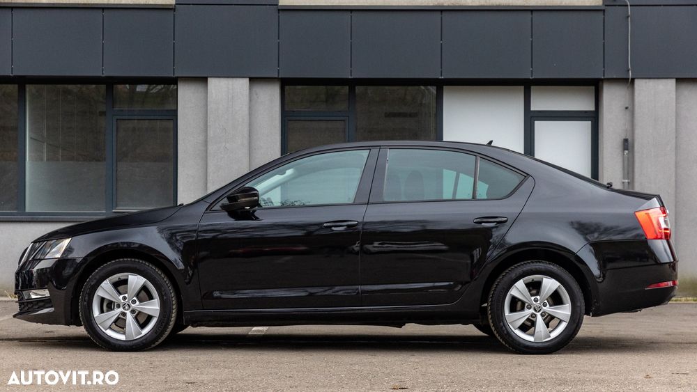 Skoda Octavia 2.0 TDI (Green tec) DSG Joy - 13