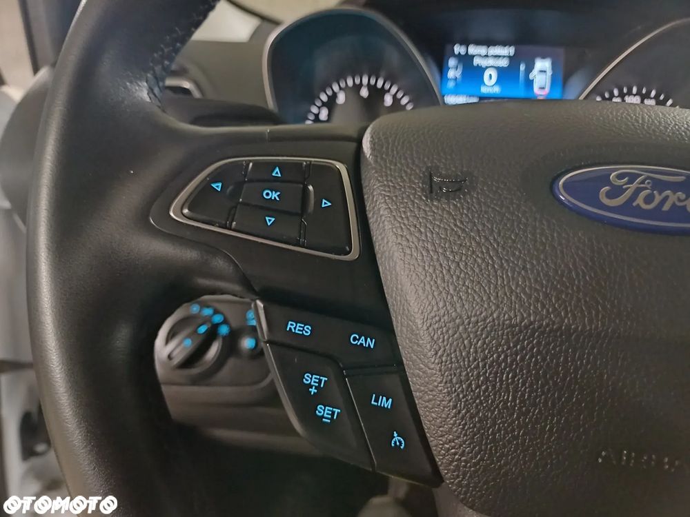 Ford Kuga 1.5 EcoBoost 2x4 Titanium - 21