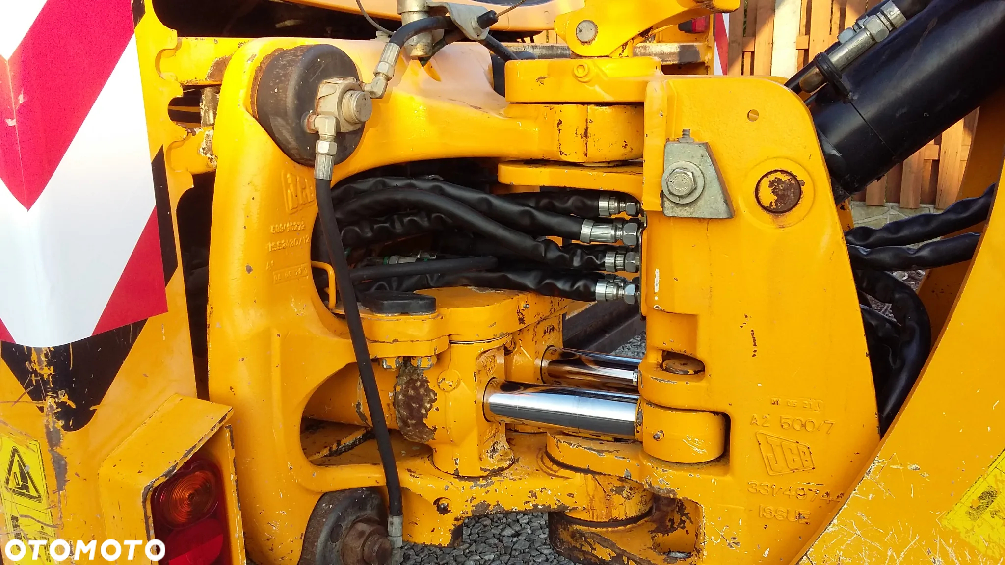 JCB 3CX CONTRACTOR - 27
