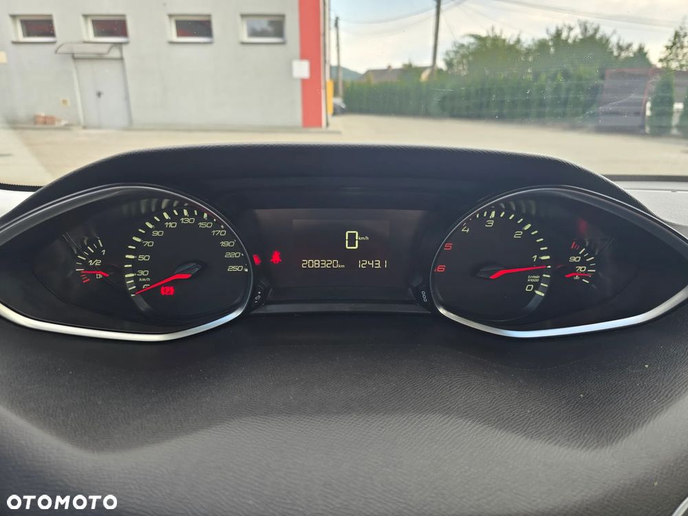 Peugeot 308 BlueHDi FAP 120 Stop&Start Style - 22