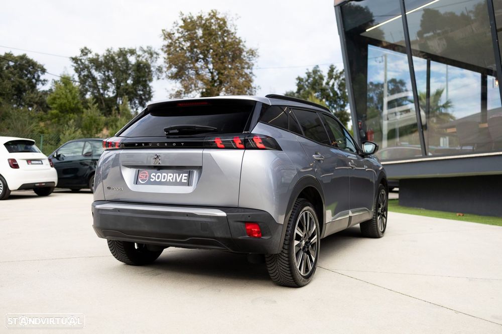 Peugeot e-2008 Allure - 47