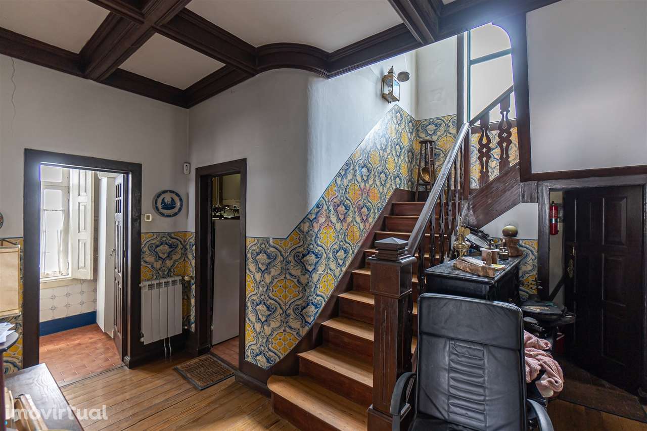 Moradia T4 em Guimarães – Excelente Oportunidade de Investimento e Rea - Grande imagem: 3/24