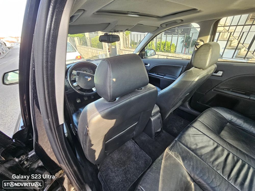 Ford Mondeo 2.0 TDCi Ghia - 7