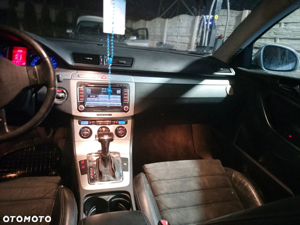 Volkswagen Passat 2.0 TDI Comfortline DSG - 10