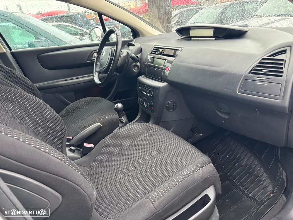 Citroën C4 1.6 HDi SX - 1