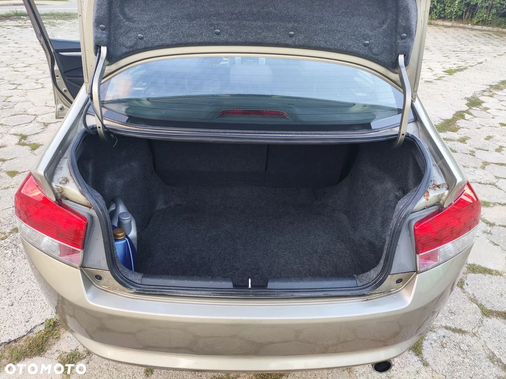 Honda City 1.4 Comfort - 15