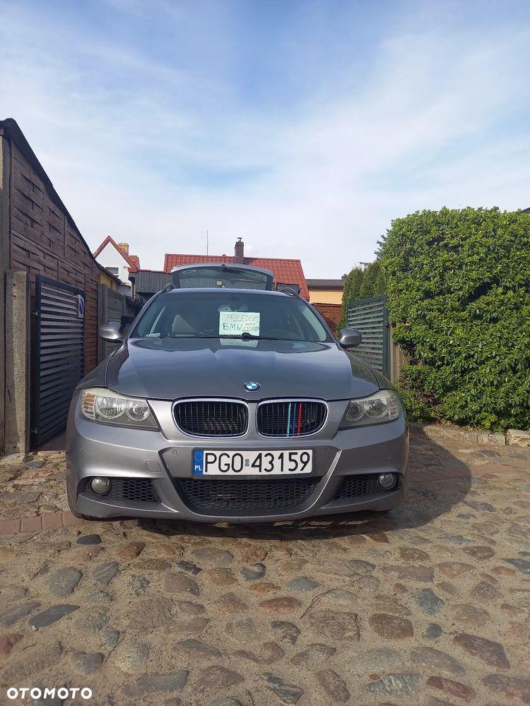 BMW Seria 3 318d - 32