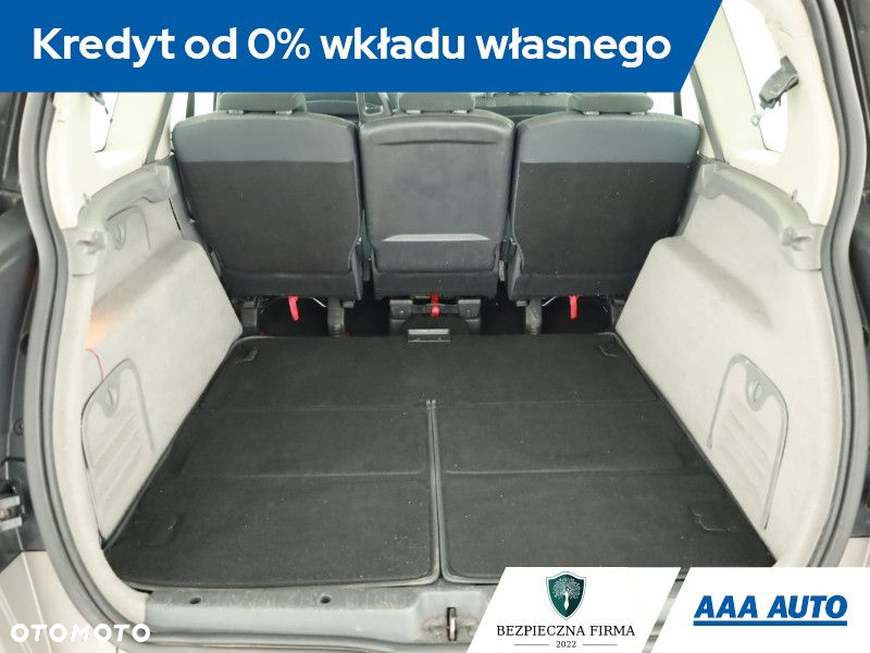 Renault Grand Scenic - 13