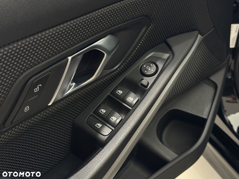 BMW Seria 3 - 21