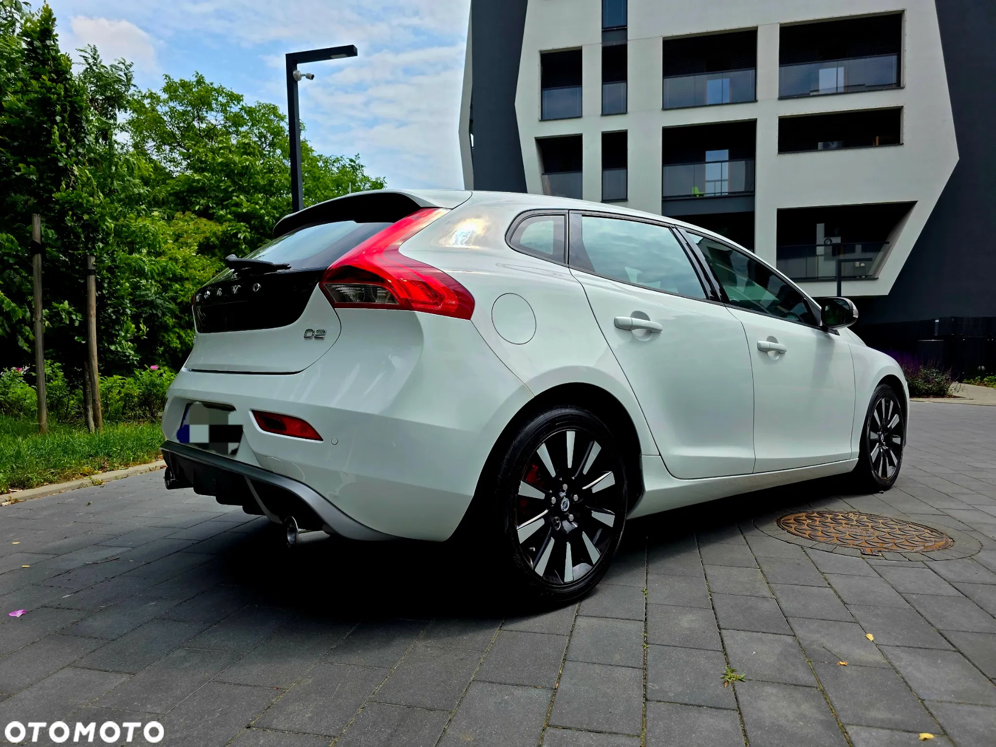 Volvo V40 D2 R-Design Summum - 4