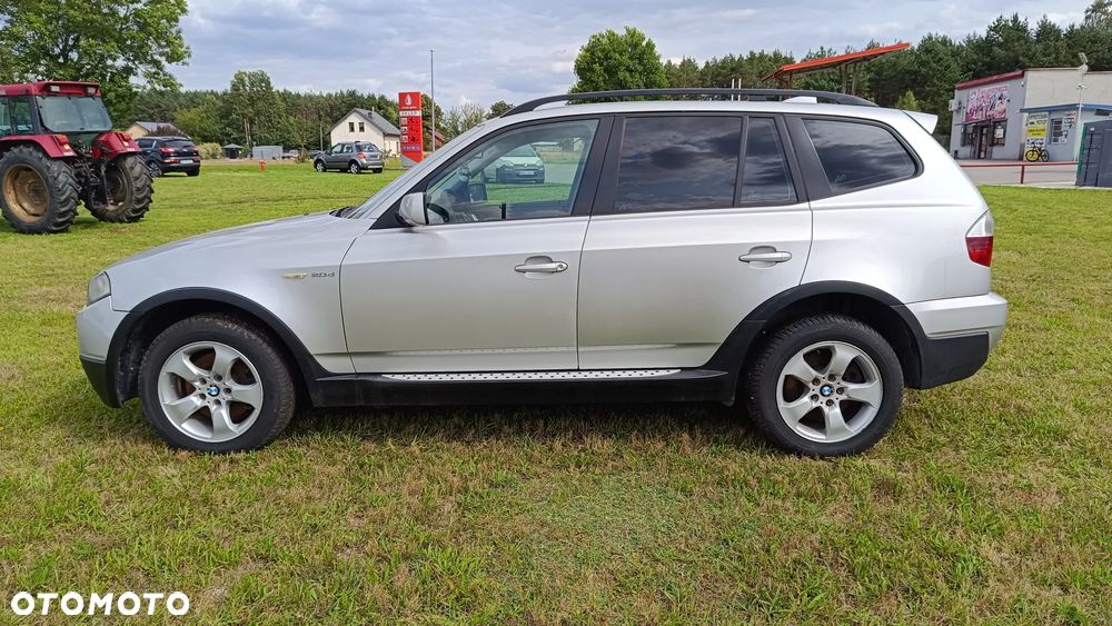 BMW X3 2.0d - 8