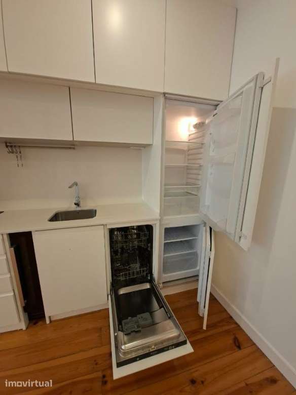Fantástico T3 Duplex sito na R. Martins Sarmento, em Penha de França - Grande imagem: 5/19