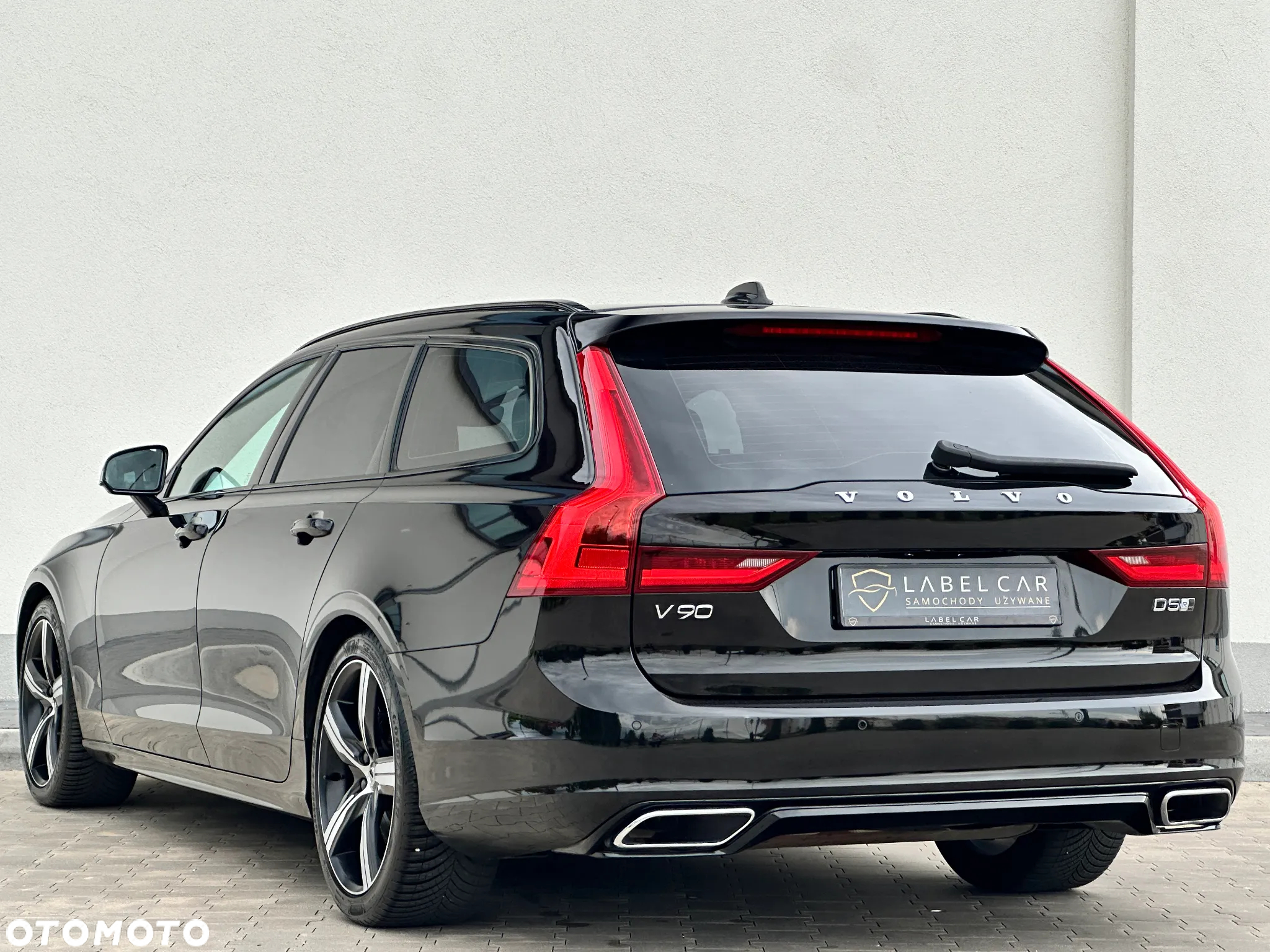 Volvo V90 D5 AWD Geartronic R Design - 11