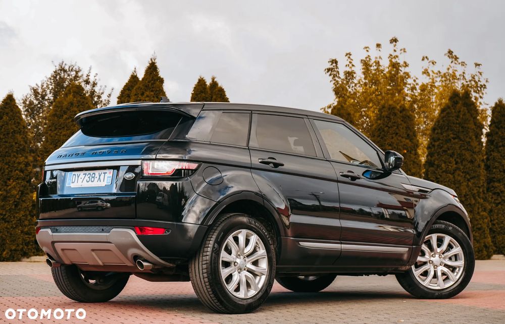 Land Rover Range Rover Evoque D150 R-Dynamic SE - 11
