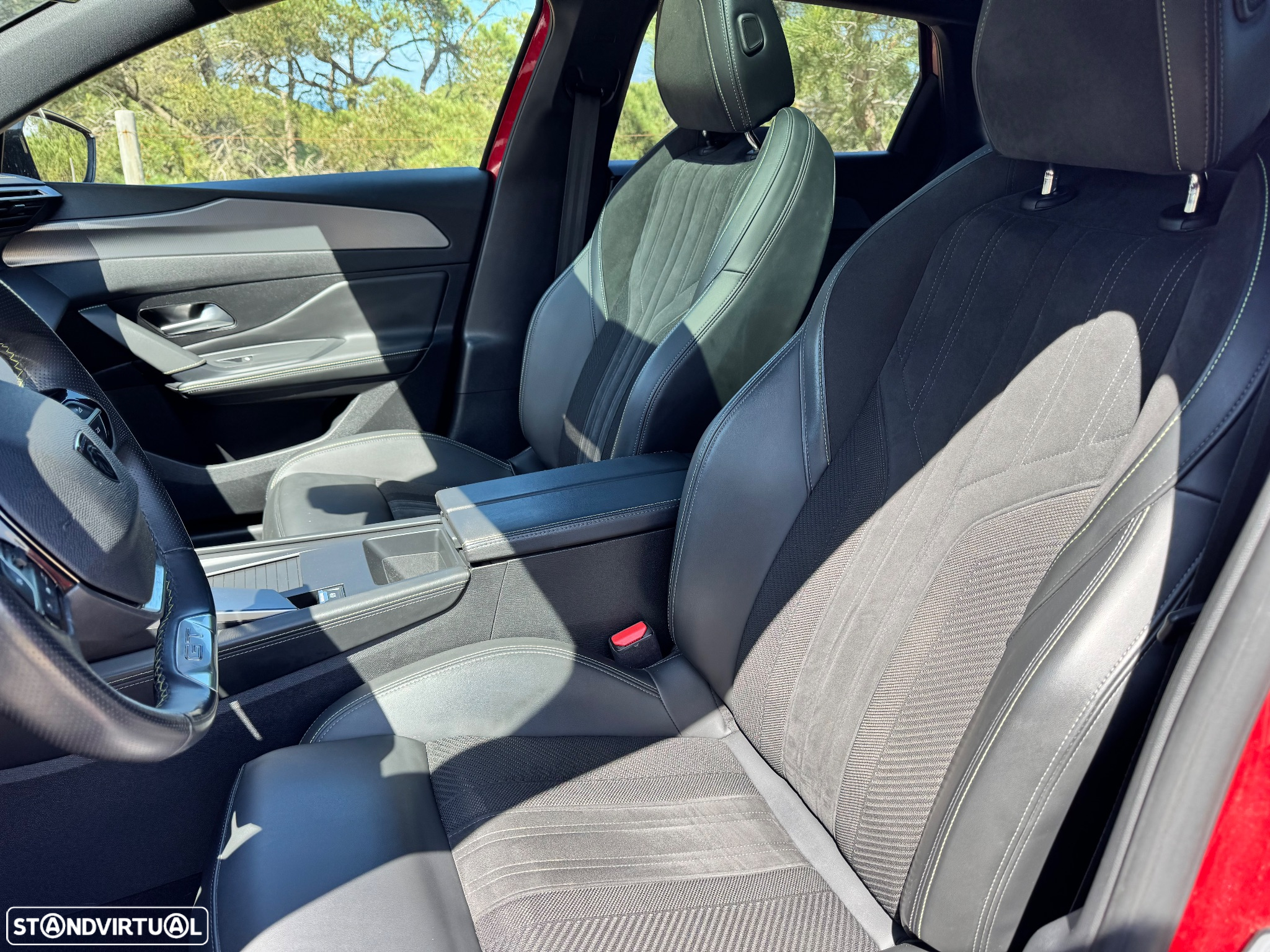 Peugeot 308 SW 1.6 Hybrid GT e-EAT8 - 13